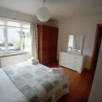 Comfortable House 恩尼斯泰蒙